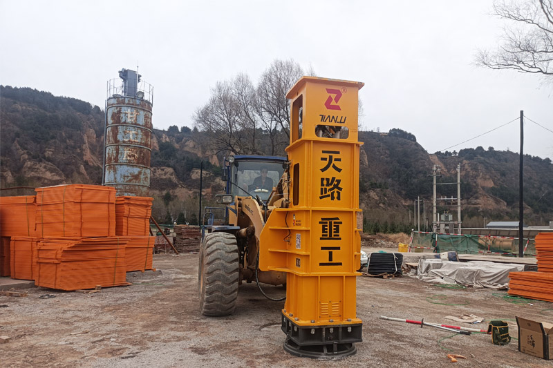 TRA40����Һ������(sh��)�C(j��)